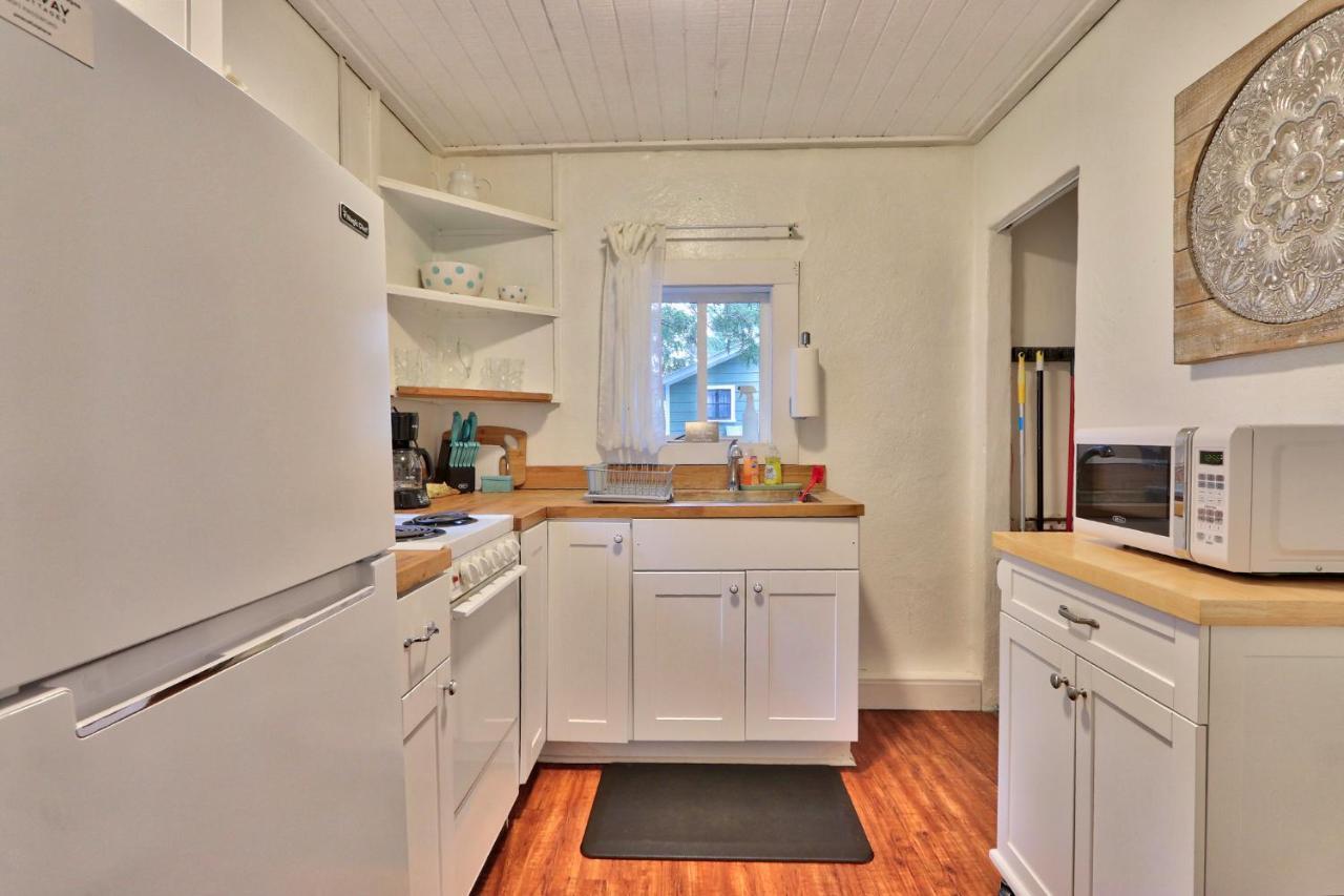 Creekside Cabins - The Getaway Βίλα Wimberley Εξωτερικό φωτογραφία