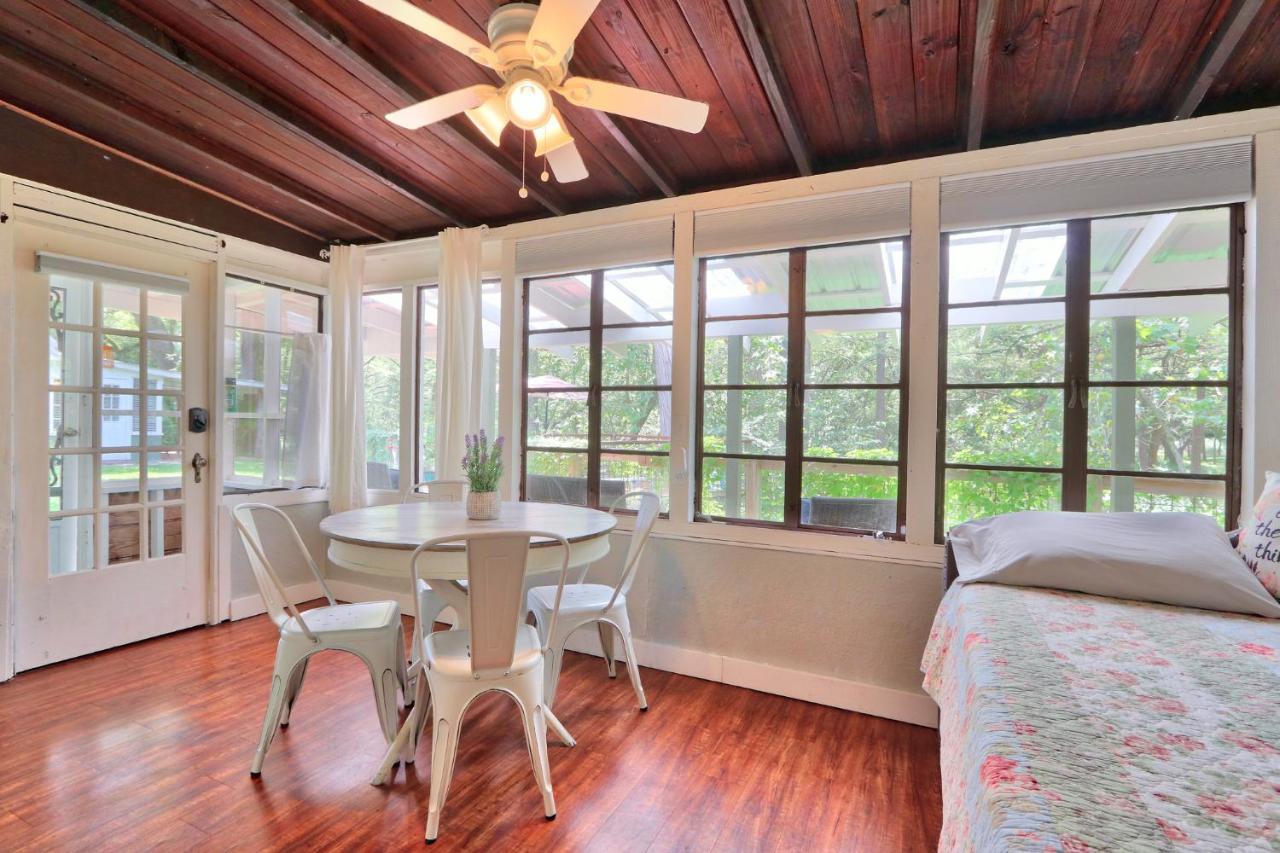 Creekside Cabins - The Getaway Βίλα Wimberley Εξωτερικό φωτογραφία